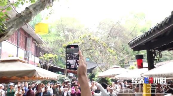 新消费催生新职业 年轻人解锁这些新赛道 新消费催生新职业 年轻人解锁这些新赛道